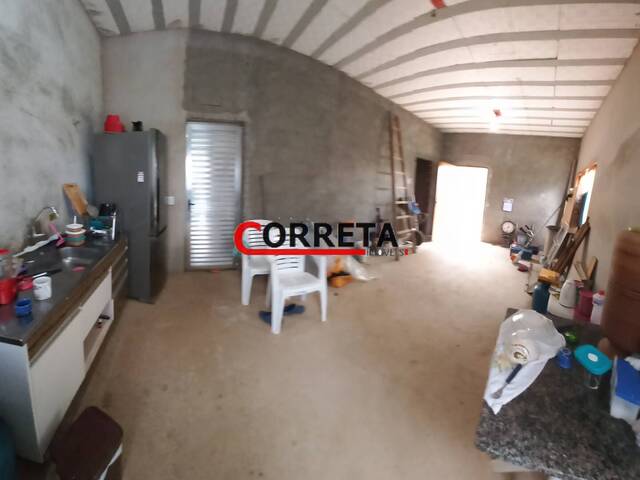 Casa para Venda em Ibiúna - 3