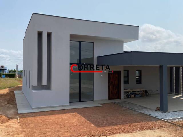 #572 - Casa em condomínio para Venda em Ibiúna - SP - 2