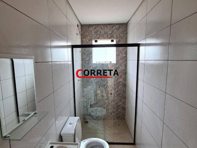 Casa para Venda em Ibiúna - 4