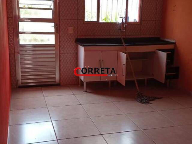 Casa para Venda em Ibiúna - 3