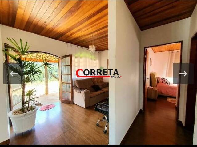 Casa para Venda em Ibiúna - 4