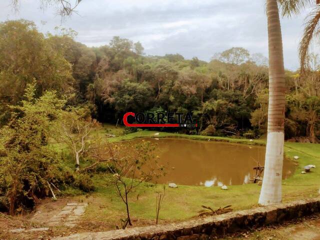 Casa para Venda em Ibiúna - 3