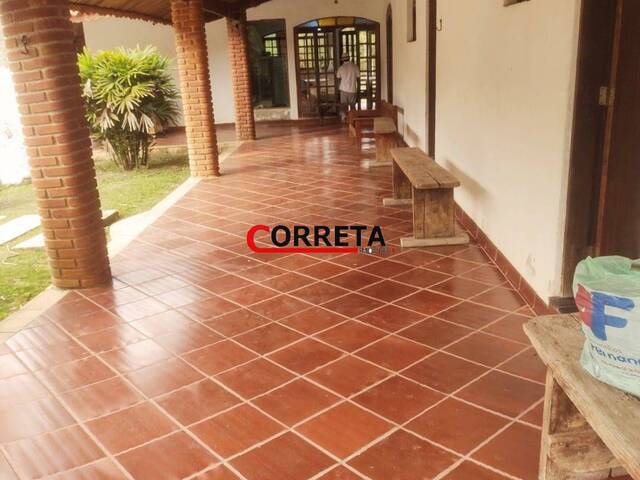 Casa para Venda em Ibiúna - 4