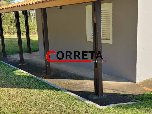 Casa para Venda em Ibiúna - 4