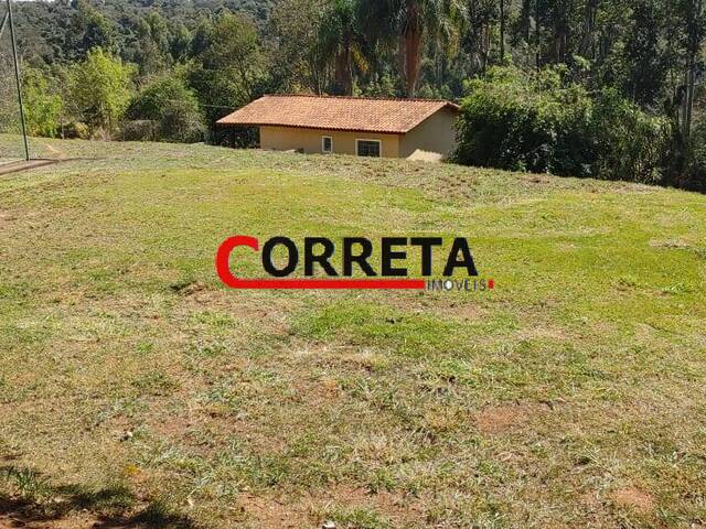 Casa para Venda em Ibiúna - 5