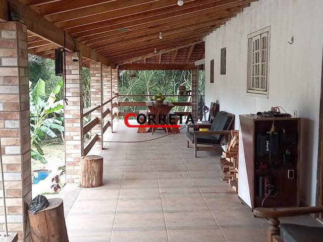 Casa para Venda em Ibiúna - 3