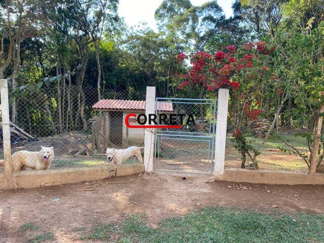 Casa para Venda em Ibiúna - 4