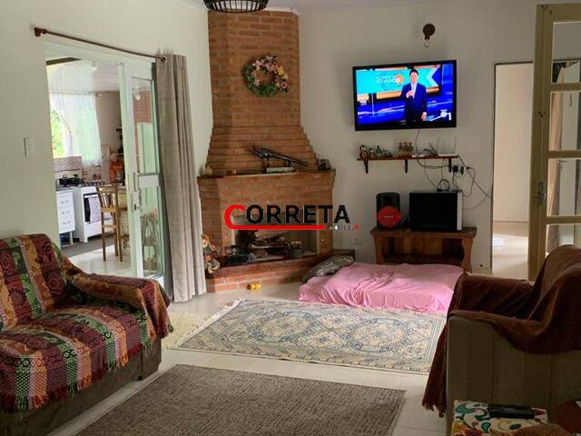 Casa para Venda em Ibiúna - 5