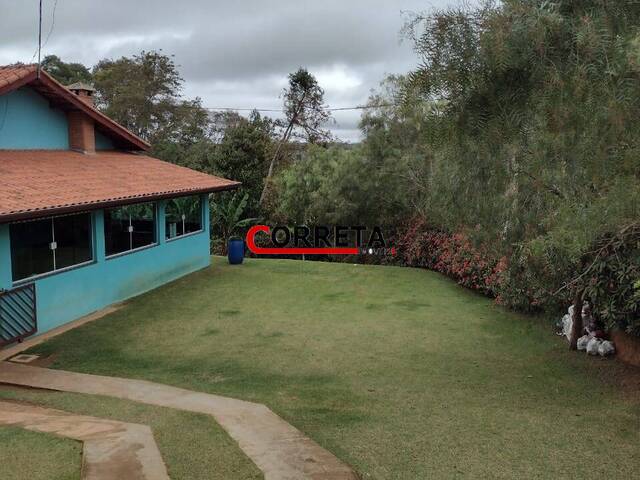 Casa para Venda em Ibiúna - 4