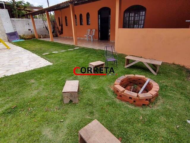 Casa para Venda em Ibiúna - 3