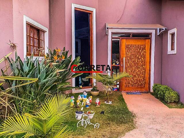 Casa para Venda em Ibiúna - 2