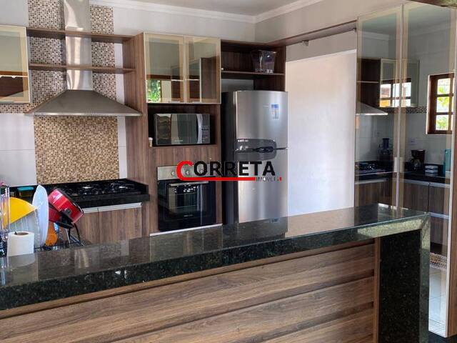 Casa para Venda em Ibiúna - 3