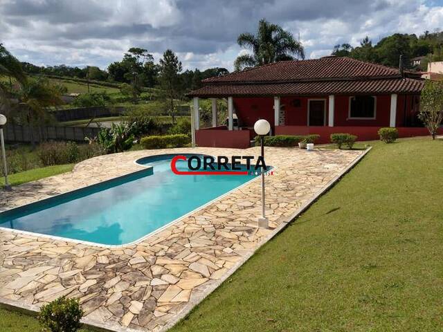 Casa para Venda em Ibiúna - 2