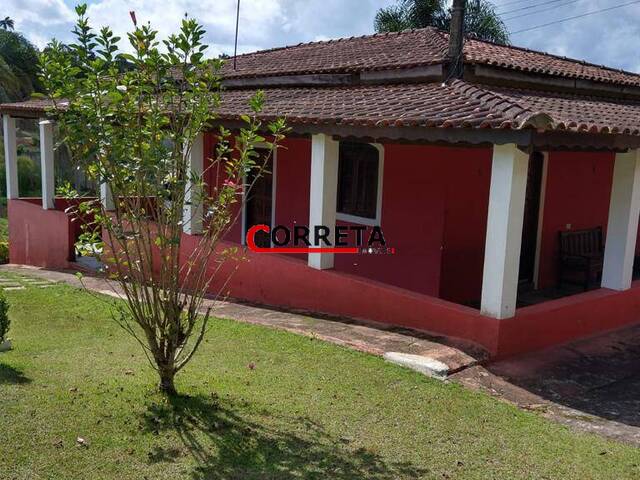 Casa para Venda em Ibiúna - 3