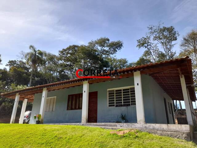 Casa para Venda em Ibiúna - 4