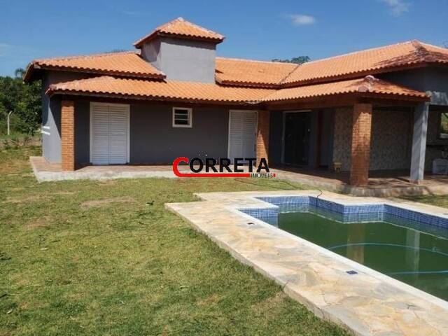 #627 - Casa para Venda em Ibiúna - SP