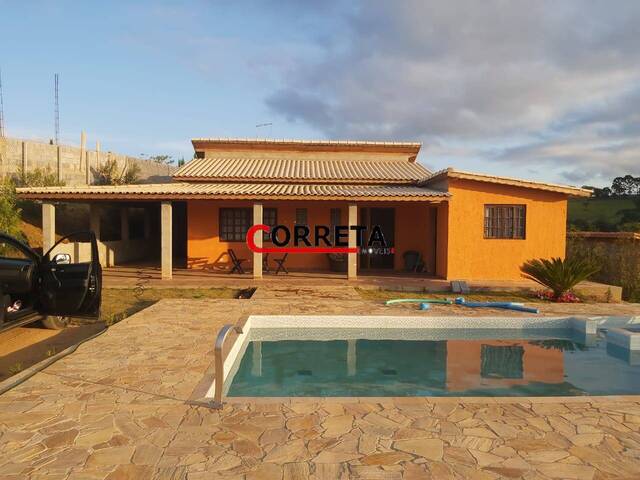 Casa para Venda em Ibiúna - 5