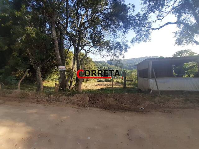 Casa para Venda em Ibiúna - 2