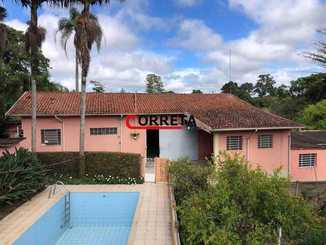 Casa para Venda em Ibiúna - 4