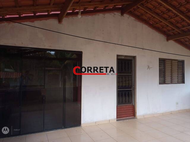 Casa para Venda em Ibiúna - 5