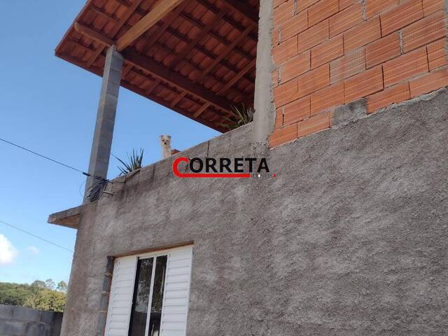 Casa para Venda em Ibiúna - 3