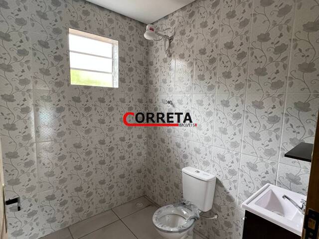 Casa para Venda em Ibiúna - 4