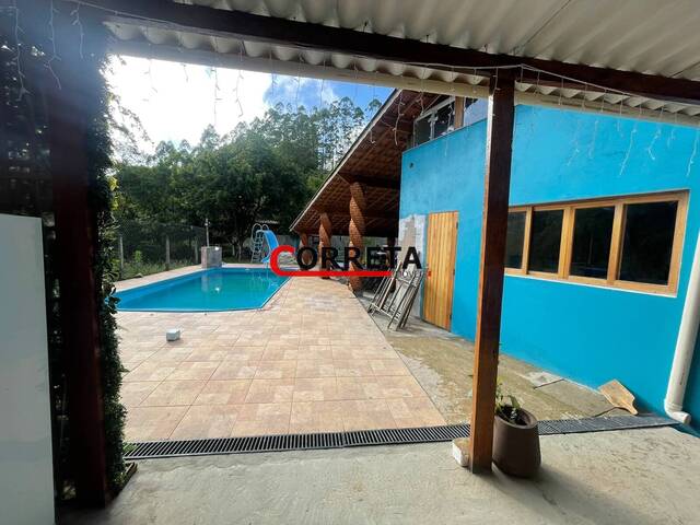 Casa para Venda em Ibiúna - 2