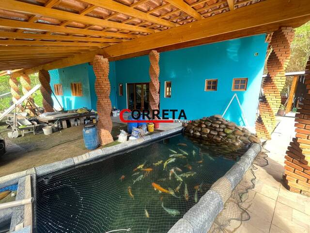 Casa para Venda em Ibiúna - 3