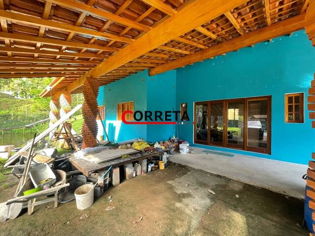 Casa para Venda em Ibiúna - 5