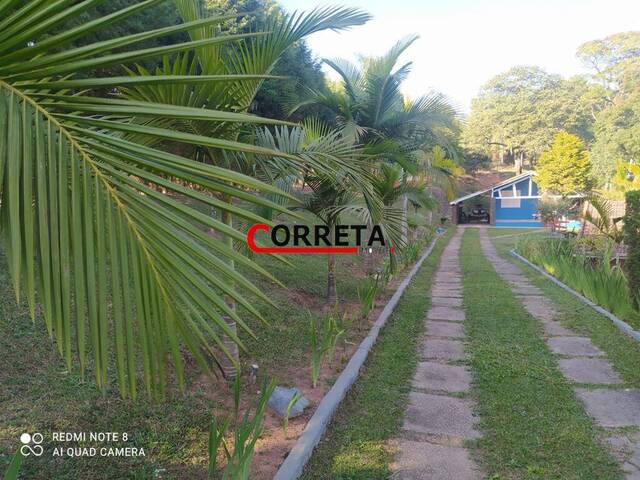 Casa para Venda em Ibiúna - 4