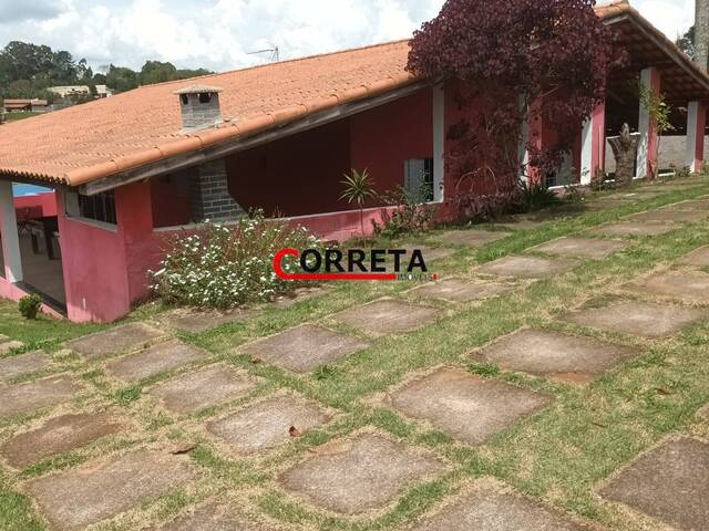 Casa para Venda em Ibiúna - 4