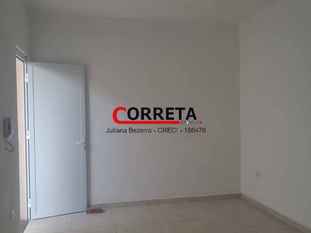 Casa para Venda em Ibiúna - 3