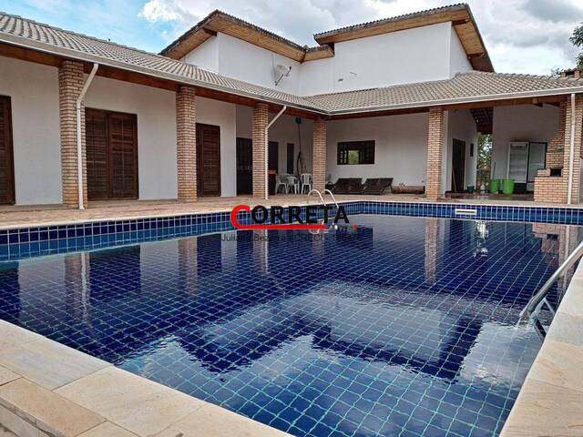 #683 - Casa em condomínio para Venda em Ibiúna - SP - 1