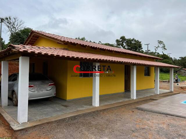 Casa para Venda em Ibiúna - 4