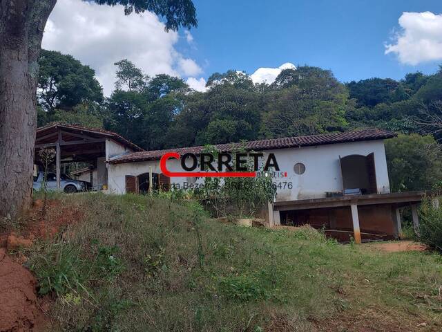 Casa para Venda em Ibiúna - 4