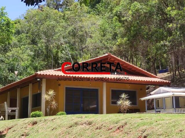 #702 - Casa para Venda em Piedade - SP - 2