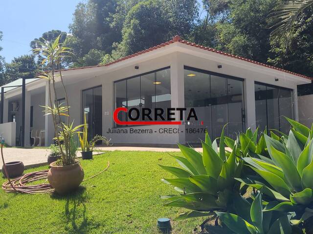 Casa para Venda em Ibiúna - 3