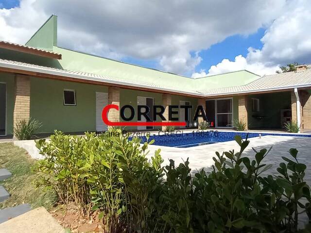 Casa para Venda em Ibiúna - 4