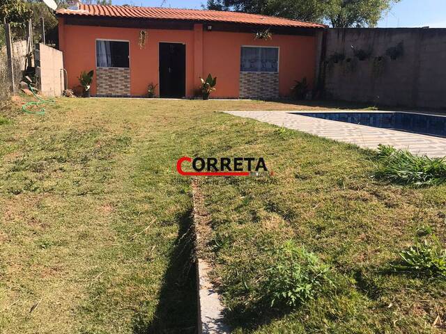 Casa para Venda em Ibiúna - 5