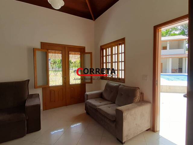 Casa para Venda em Ibiúna - 4