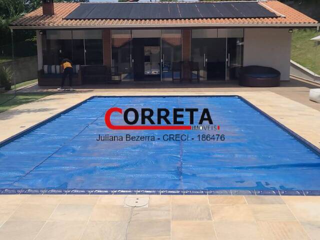 Casa para Venda em Ibiúna - 3