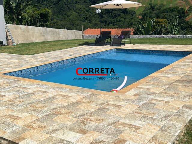 Casa para Venda em Ibiúna - 2