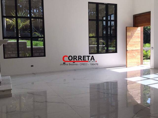 Casa para Venda em Ibiúna - 5