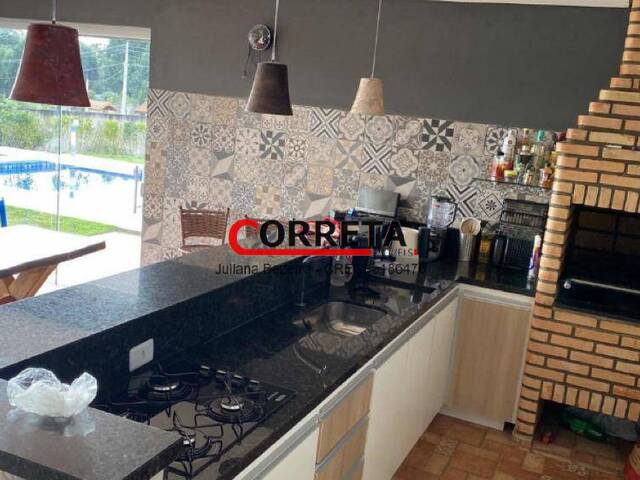 Casa para Venda em Ibiúna - 4