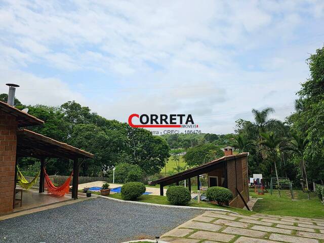 Casa para Venda em Ibiúna - 3