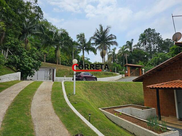 Casa para Venda em Ibiúna - 4