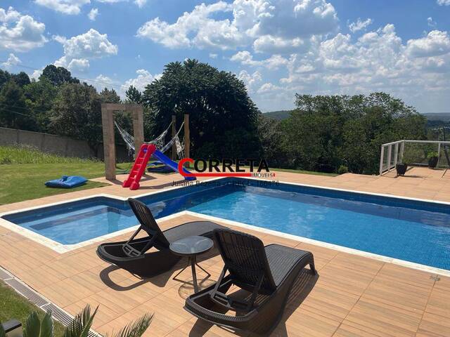 Casa para Venda em Ibiúna - 4