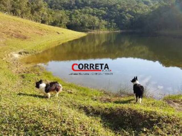 Casa para Venda em Ibiúna - 2