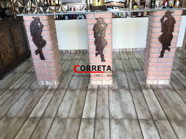 Casa para Venda em Ibiúna - 2