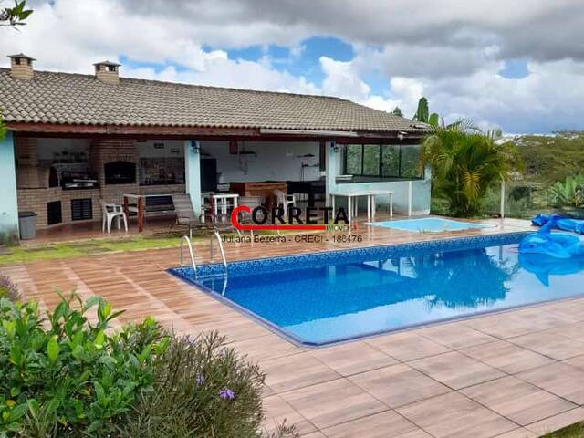 Casa para Venda em Ibiúna - 3